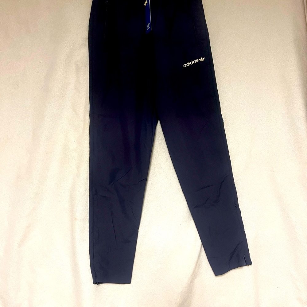 Small Men’s Navy Adidas Originals Adaptive Pant size Men ‘s Small